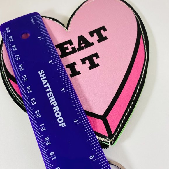 Adorable pleather faux leather "BEAT IT" heart shaped change purse key chain - Picture 4 of 5